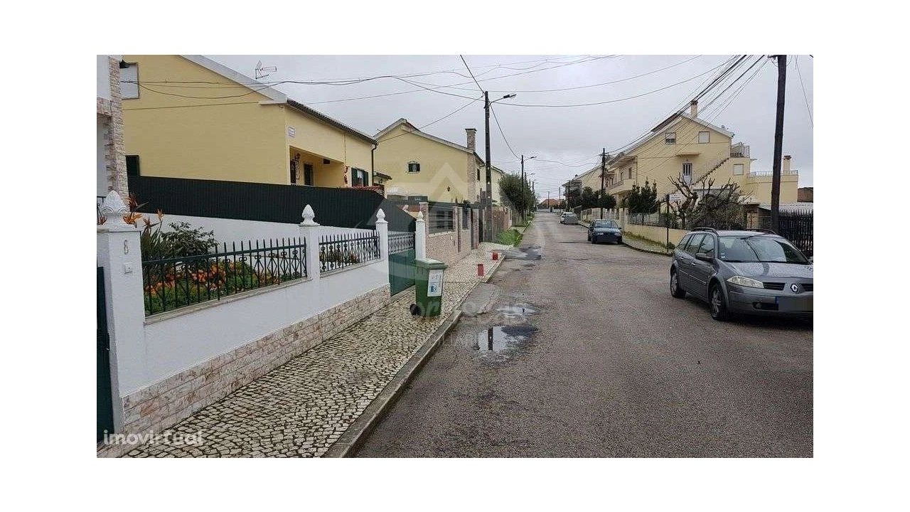 Terreno para Venda em Santa Iria de Azoia, São João da Talha e Bobadela Foto 12