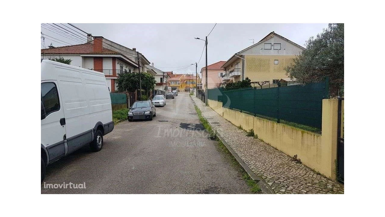 Terreno para Venda em Santa Iria de Azoia, São João da Talha e Bobadela Foto 13