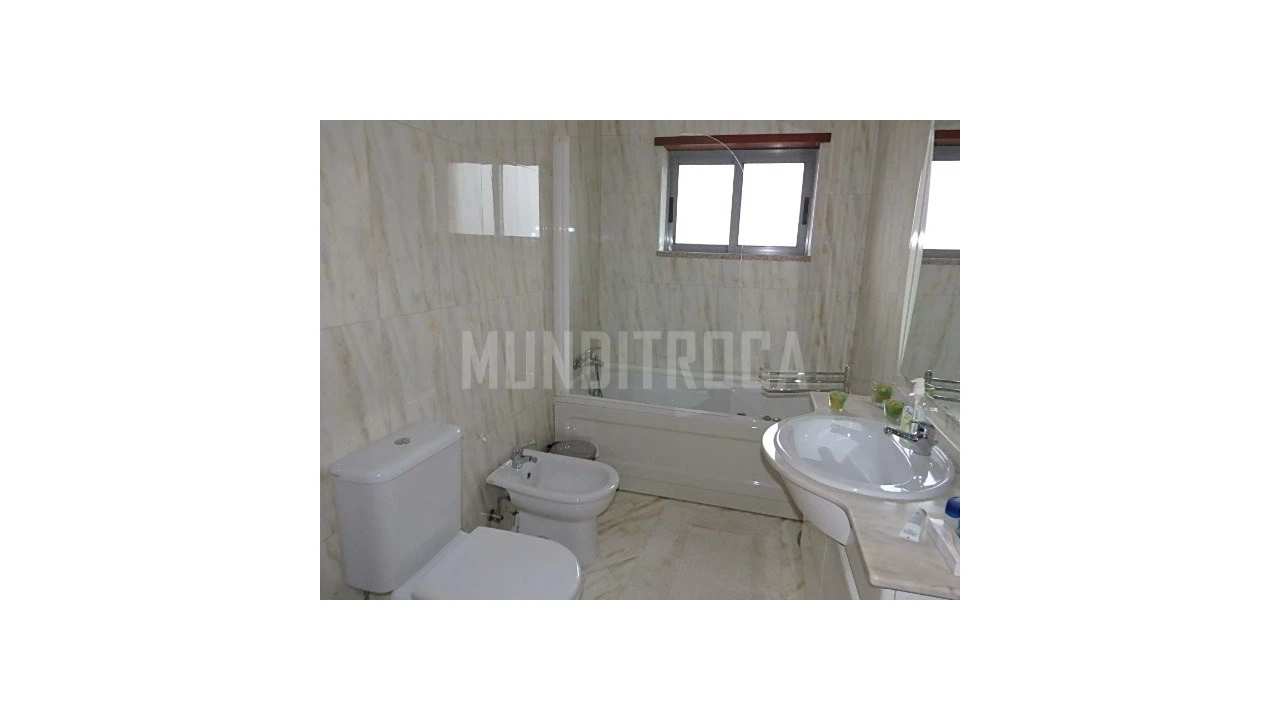 Moradia T3 para Venda em Nogueira, Fraião e Lamaçães Foto 18