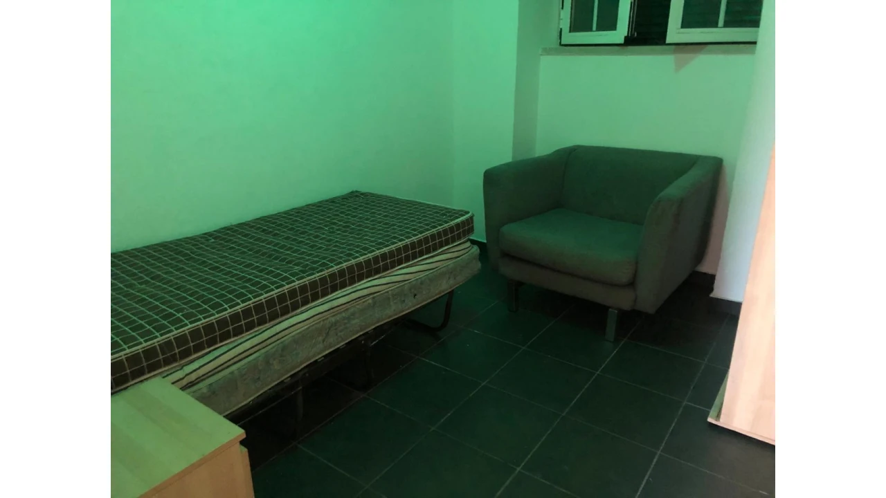 Prédio para Venda em Pontinha e Famões Foto 11