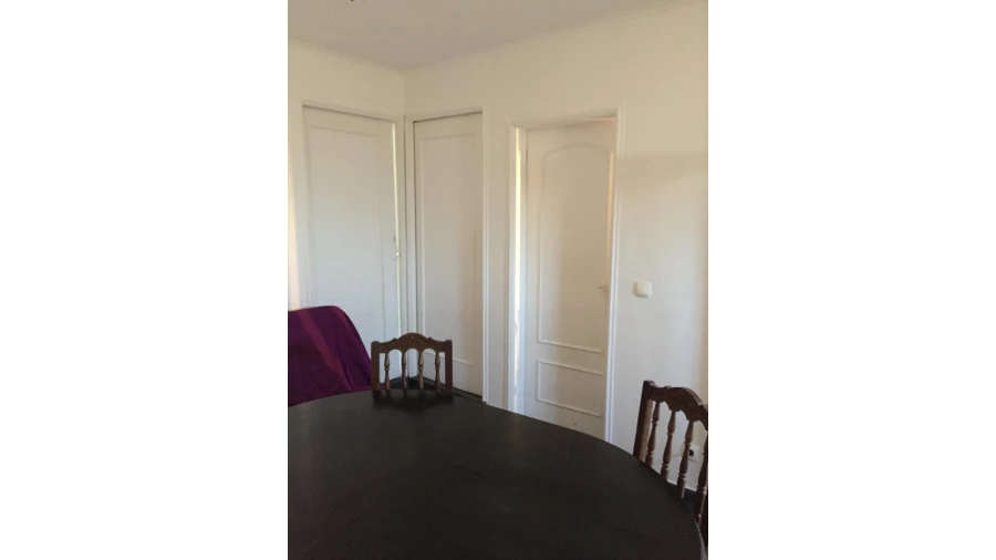 Prédio para Venda em Pontinha e Famões Foto 3