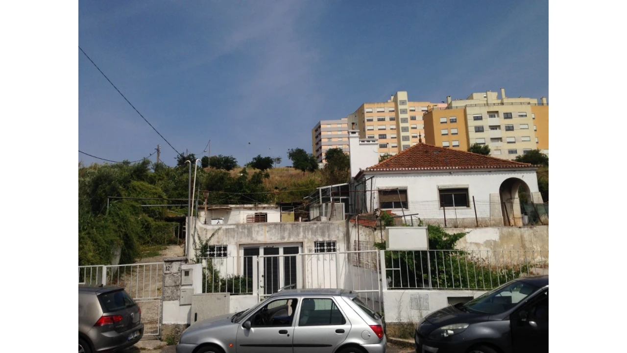 Terreno para Venda em Ramada e Caneças Foto 3