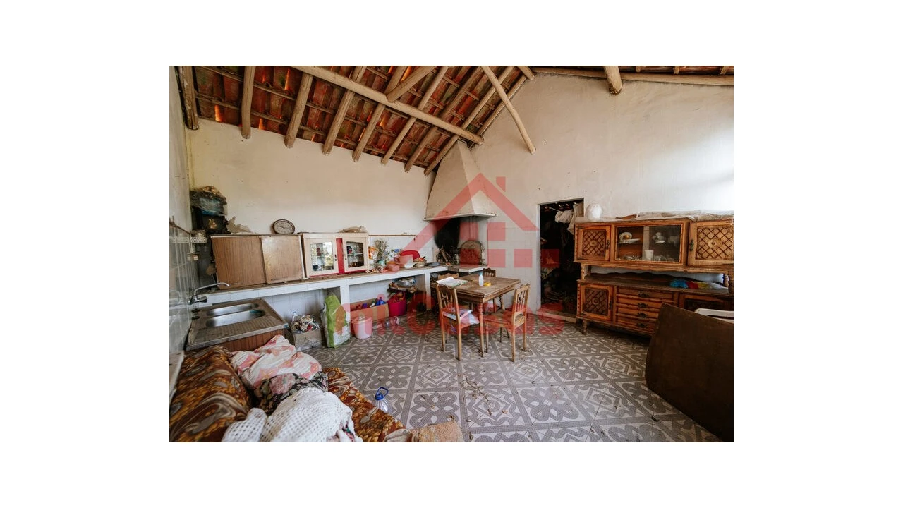 Moradia T2 para Venda em Maxial e Monte Redondo Foto 13