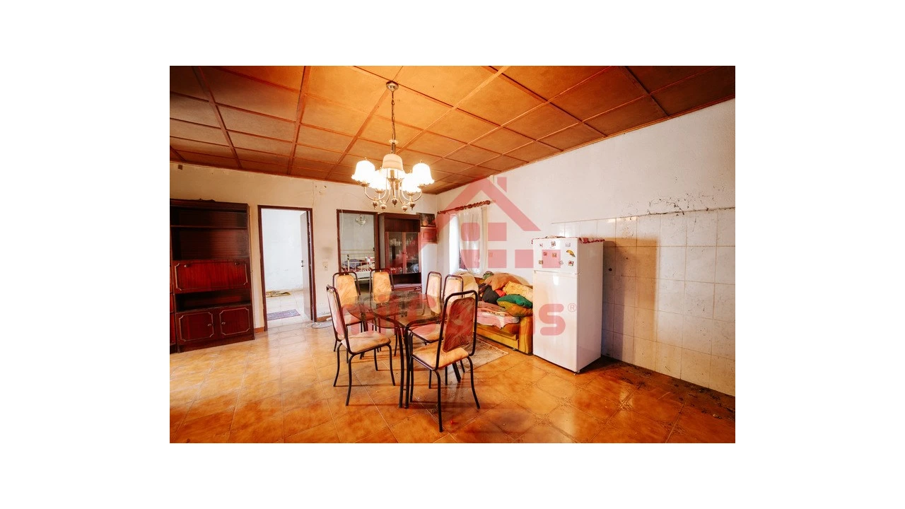 Moradia T2 para Venda em Maxial e Monte Redondo Foto 6