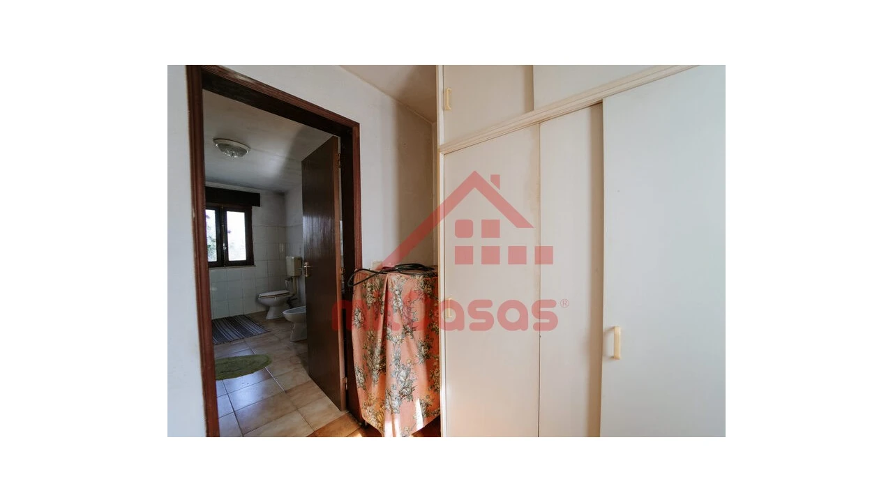 Moradia T2 para Venda em Maxial e Monte Redondo Foto 10