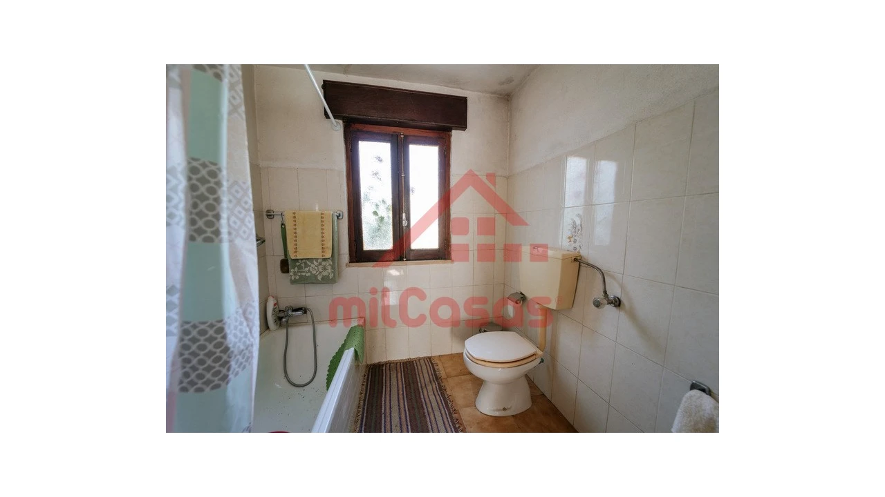 Moradia T2 para Venda em Maxial e Monte Redondo Foto 11