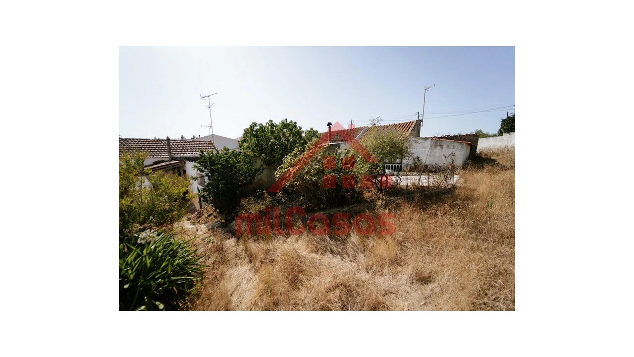 Moradia T2 para Venda em Maxial e Monte Redondo Foto 21