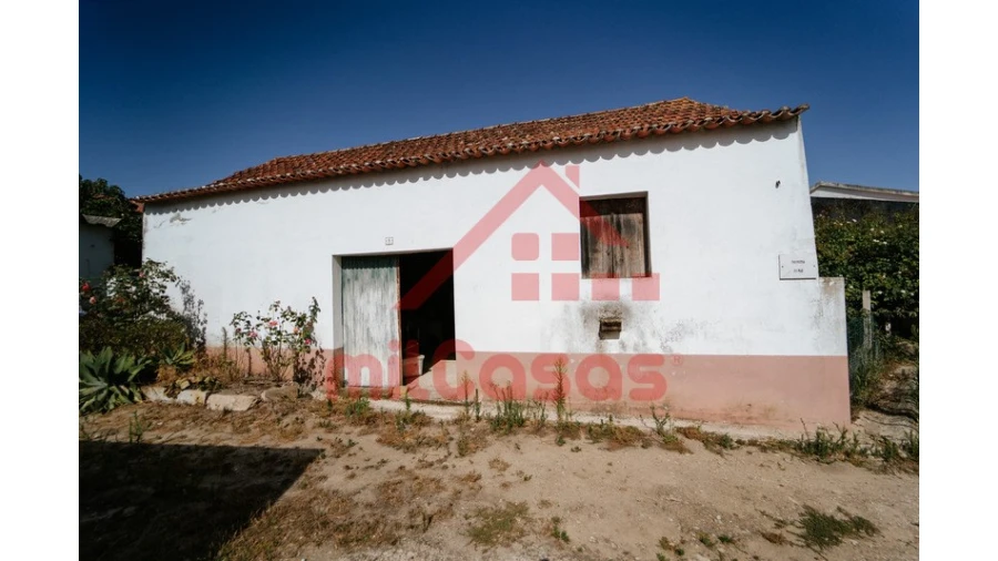 Moradia T2 para Venda em Maxial e Monte Redondo Foto 20