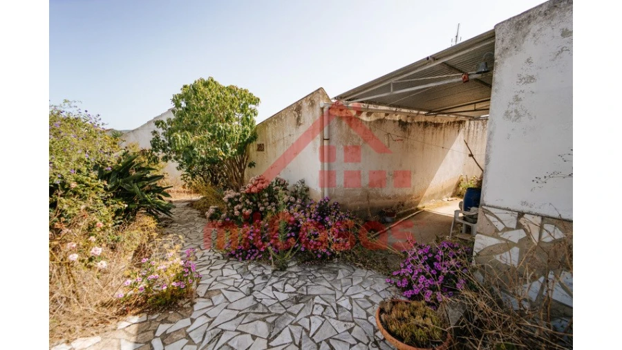 Moradia T2 para Venda em Maxial e Monte Redondo Foto 4