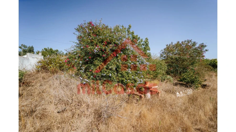 Moradia T2 para Venda em Maxial e Monte Redondo Foto 16