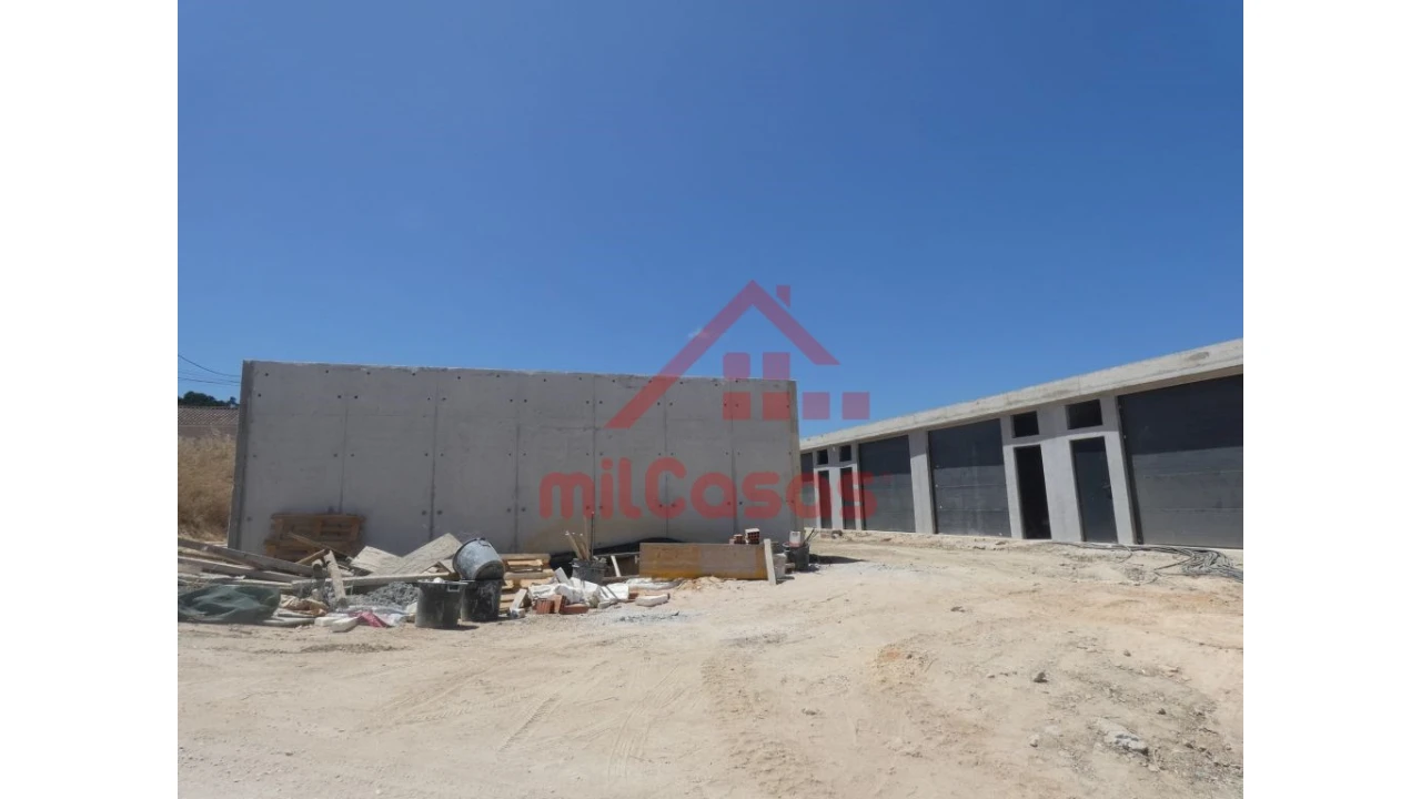 Garagem para Venda em Santa Maria, São Pedro e Matacães Foto 2