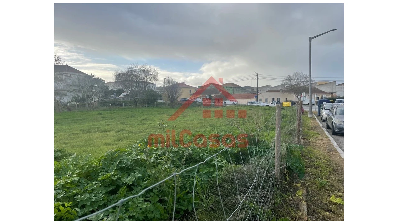 Terreno para Arrendamento em Santa Maria, São Pedro e Matacães Foto 9