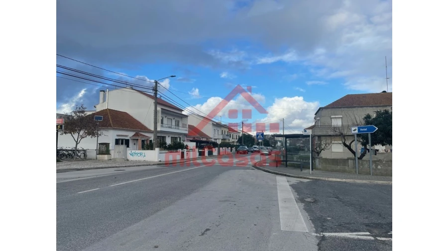 Terreno para Arrendamento em Santa Maria, São Pedro e Matacães Foto 3