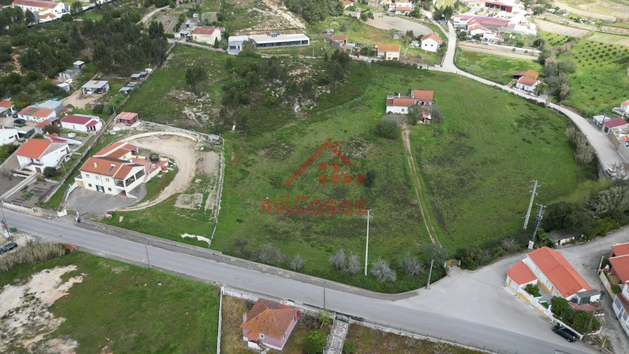 Terreno para Venda em Ramalhal Foto 1