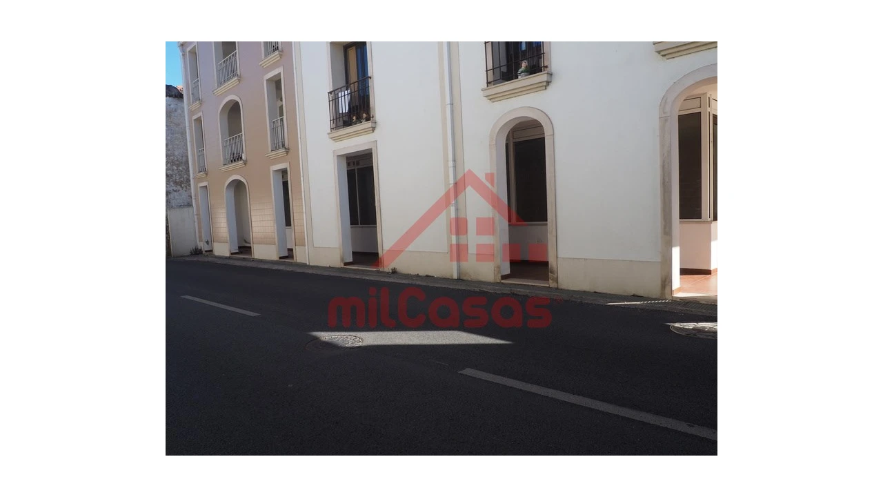 Loja para Venda em Aldeia Galega da Merceana e Aldeia Gavinha Foto 1