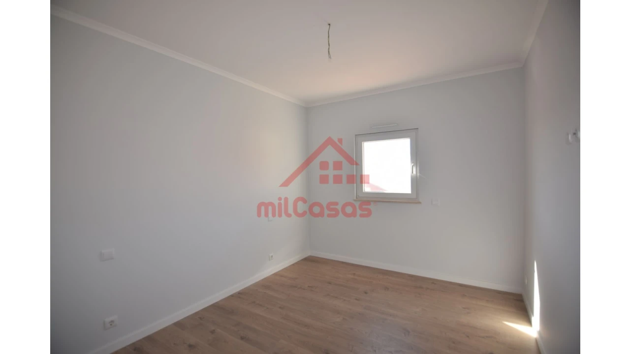 Moradia T3 para Venda em Ericeira Foto 9