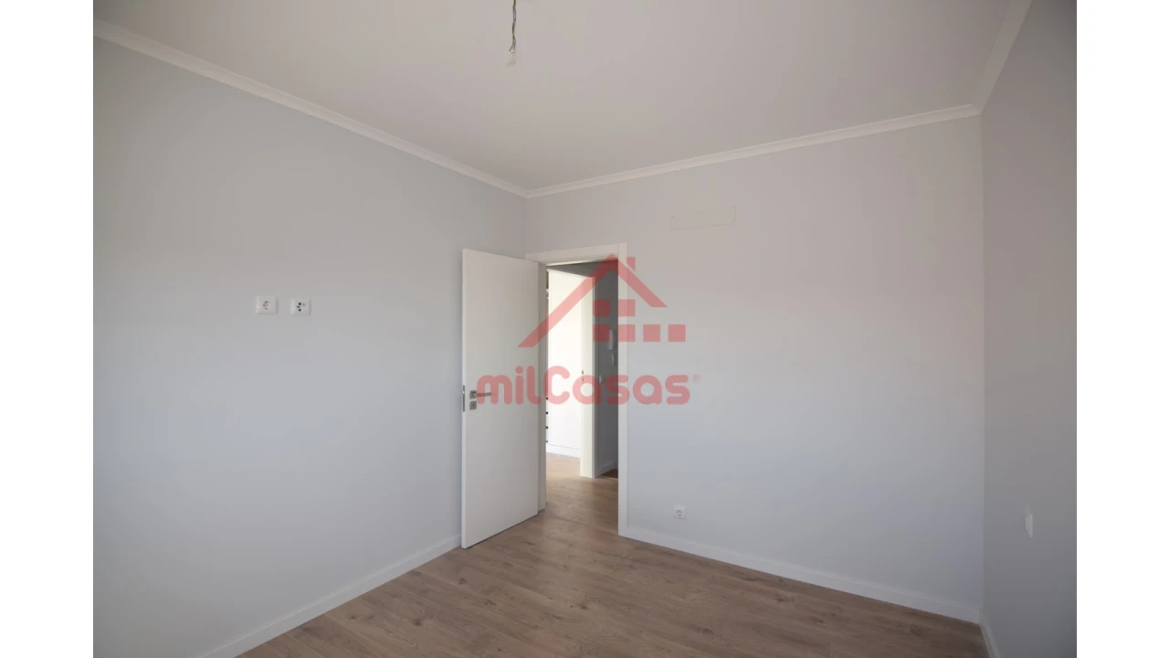 Moradia T3 para Venda em Ericeira Foto 10