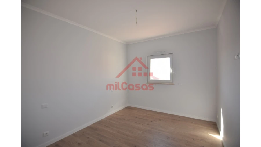 Moradia T3 para Venda em Ericeira Foto 9