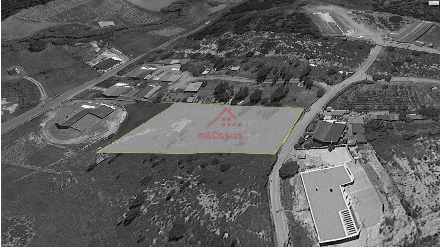 Terreno para Venda em Ramalhal Foto 2