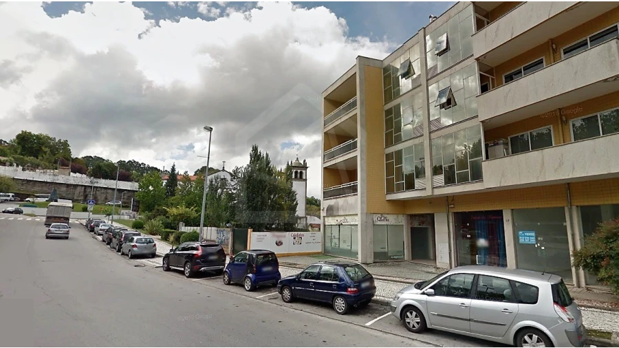 Loja para Venda em Santa Maria da Feira, Travanca, Sanfins e Espargo Foto 15