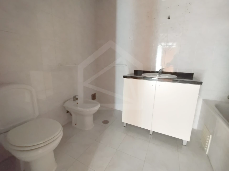 Apartamento T2 para Venda em O. Azeméis, Riba-Ul, Ul, Macinhata Seixa, Madail Foto 11