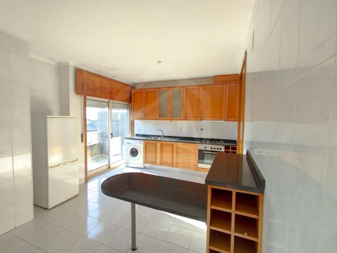 Apartamento T2 para Venda em O. Azeméis, Riba-Ul, Ul, Macinhata Seixa, Madail Foto 8