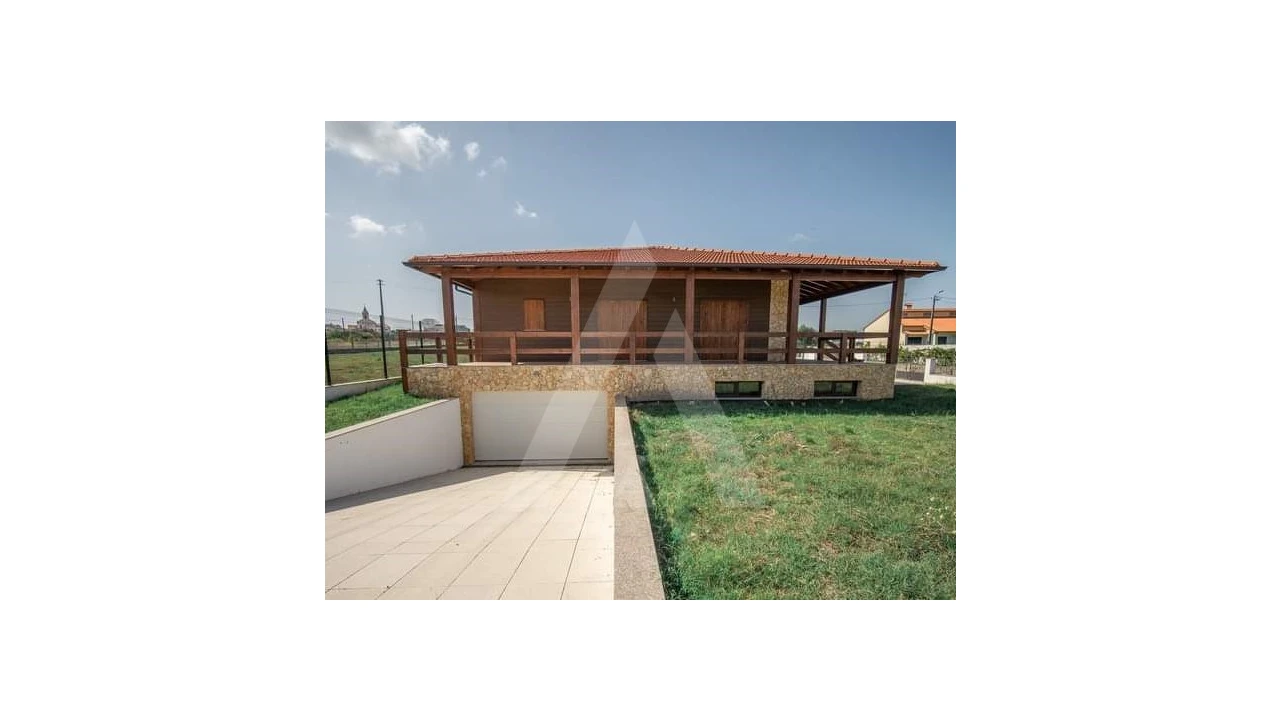 Moradia T3 para Venda em Glória e Vera Cruz Foto 8