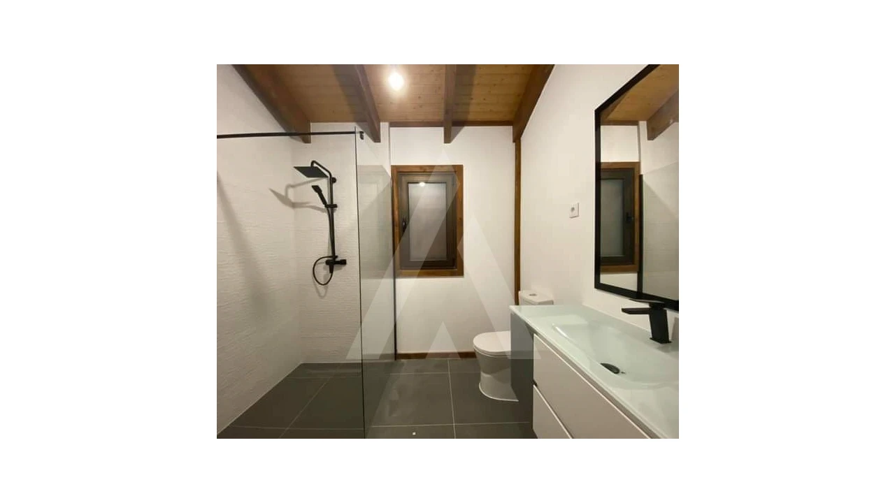Moradia T3 para Venda em Glória e Vera Cruz Foto 21