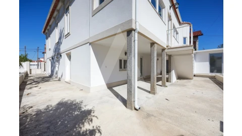 Moradia T4 para Venda em Ílhavo (São Salvador)