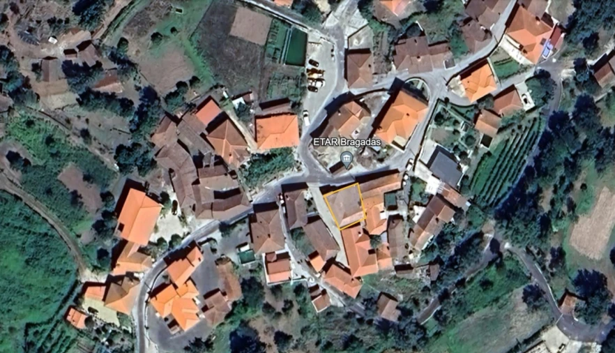 Moradia T4 para Venda em Salvador e Santo Aleixo de Além-Tâmega Planta 1