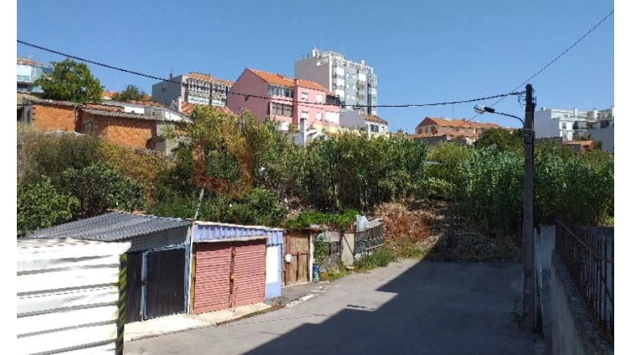 Terreno para Venda em Amora Foto 9