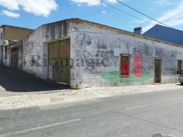 Armazém para Venda em Alcanhões