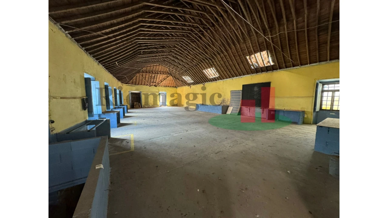 Armazém para Venda em Mira de Aire Foto 2