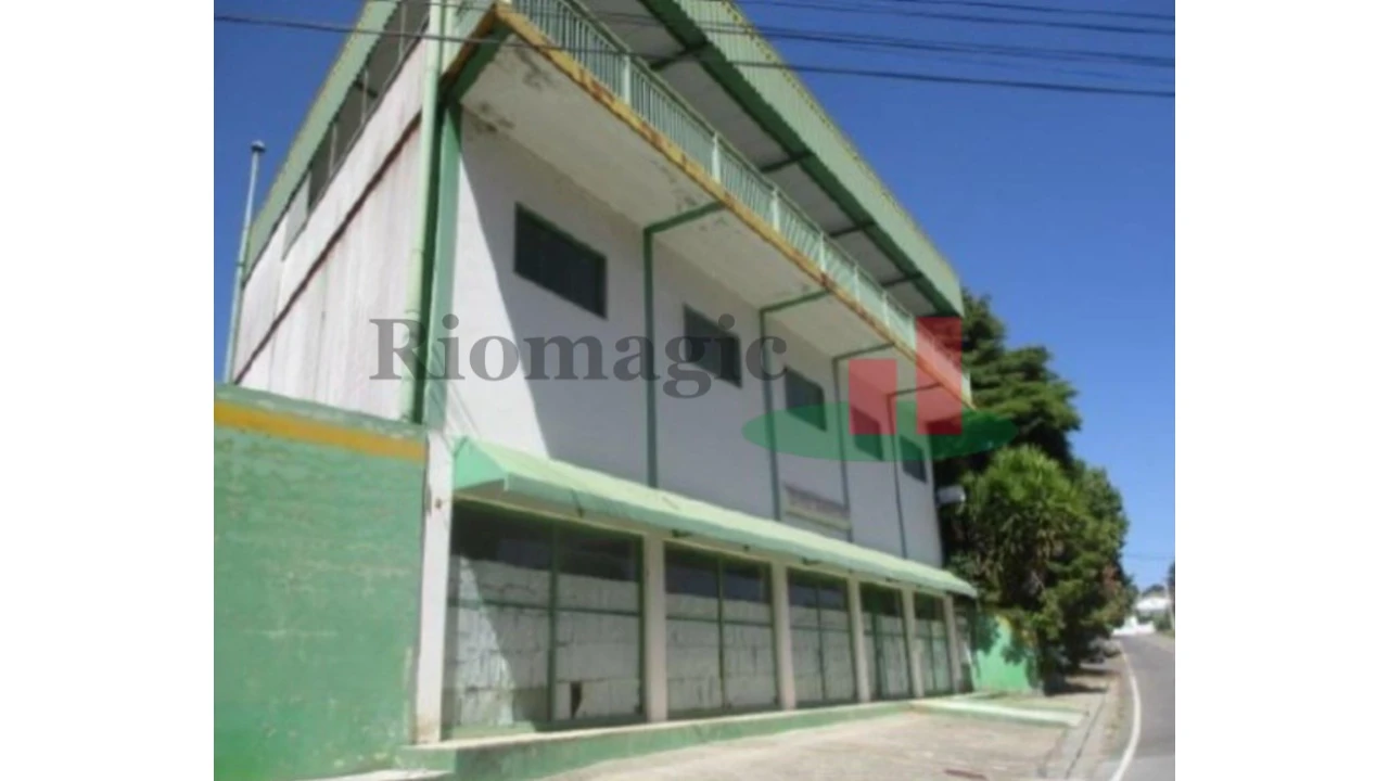 Armazém para Venda em Sardoal Foto 1