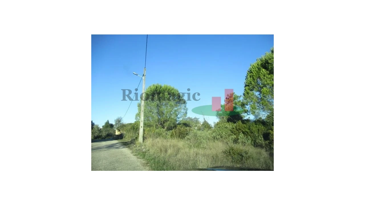 Terreno para Venda em Carregueiros Foto 1