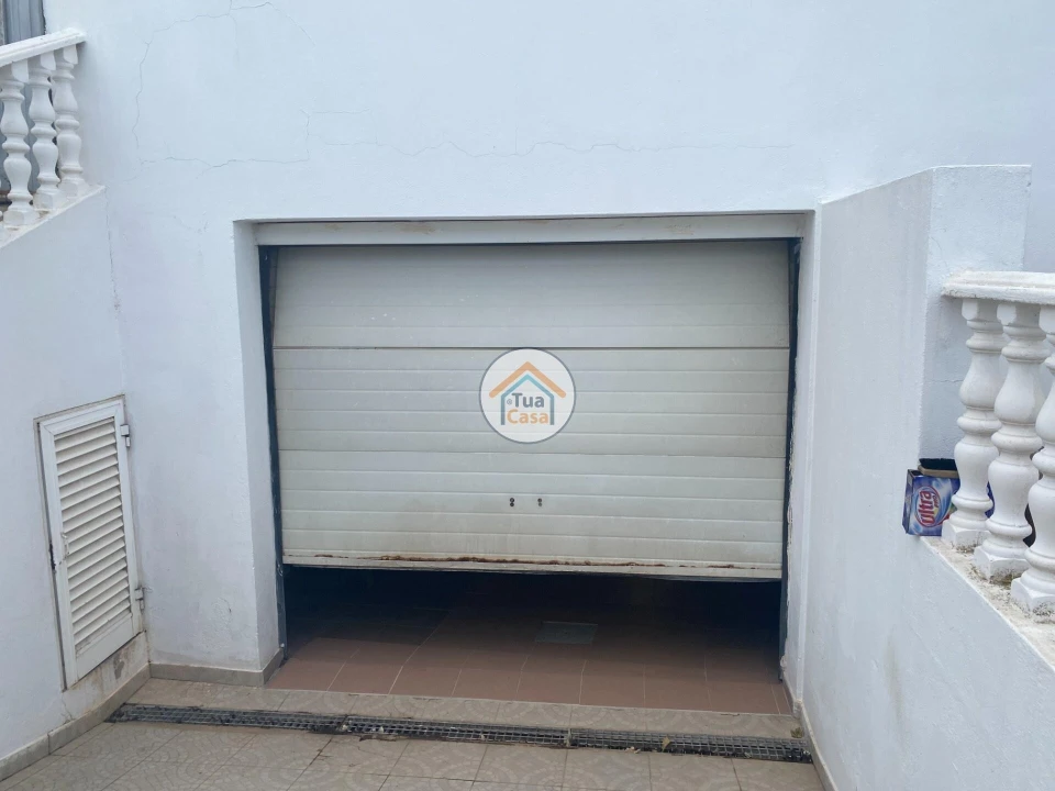 Moradia T4 para Venda em Montenegro Foto 40