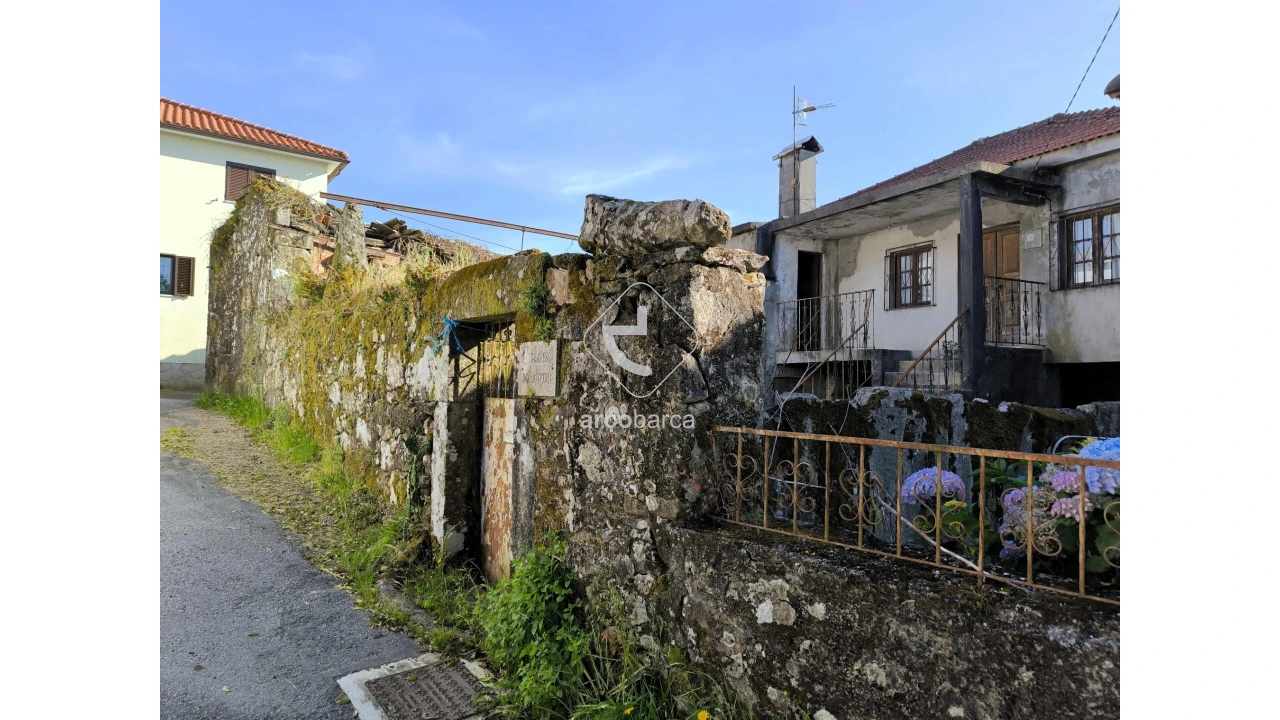 Moradia T2 para Venda em Romarigães Foto 4