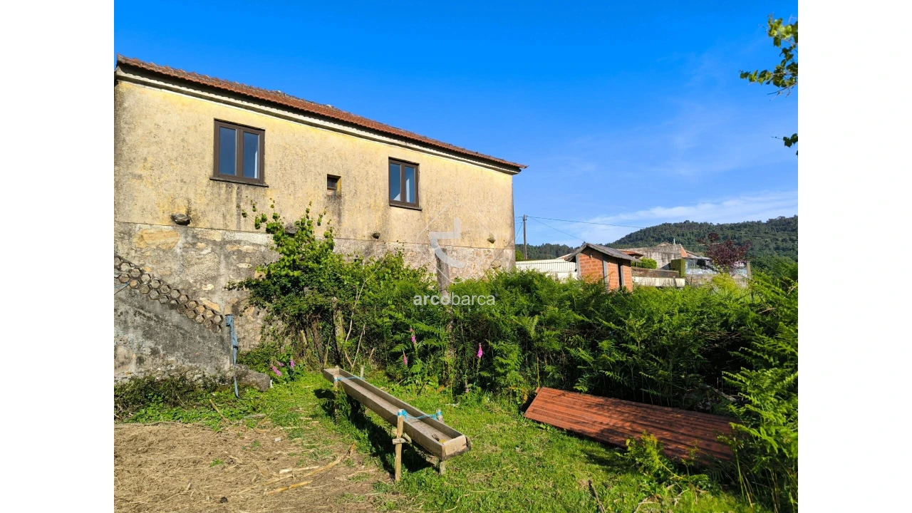 Moradia T2 para Venda em Romarigães Foto 2