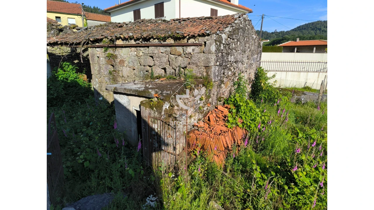 Moradia T2 para Venda em Romarigães Foto 22