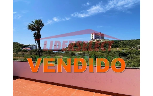 Apartamento T1 para Venda em A dos Cunhados e Maceira