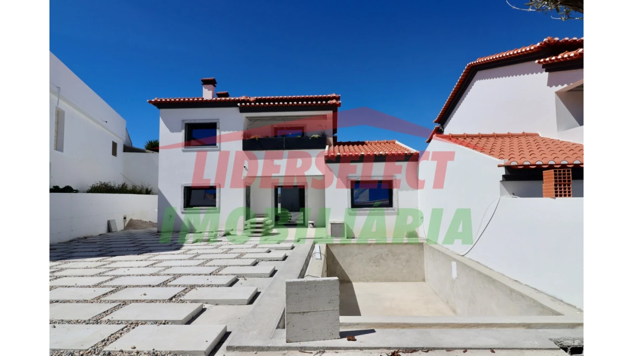 Moradia T3 para Venda em Ribamar Foto 4