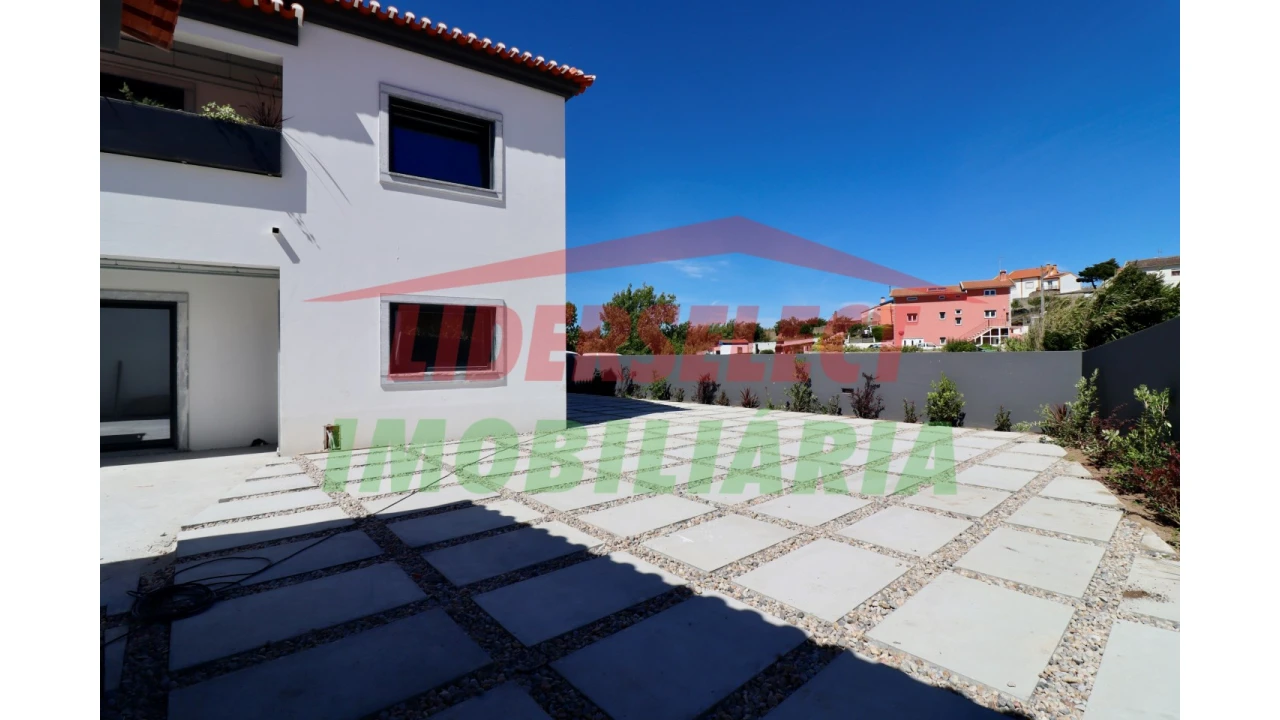 Moradia T3 para Venda em Ribamar Foto 6