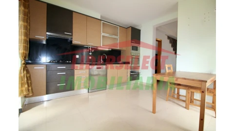 Moradia T3 para Venda em A dos Cunhados e Maceira