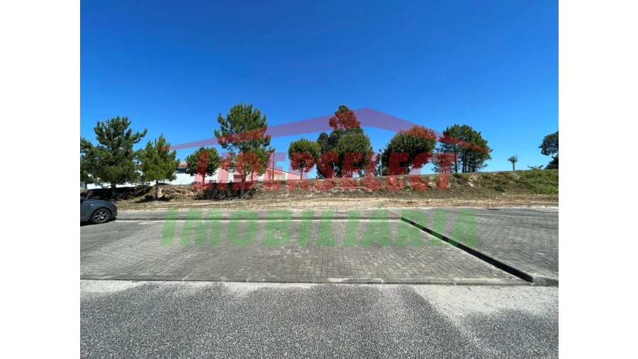 Terreno P/ Prédio para Venda em Ramalhal Foto 2