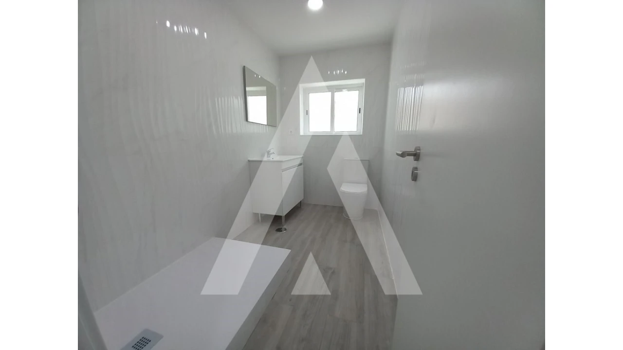 Apartamento T2 para Venda em Ericeira Foto 17