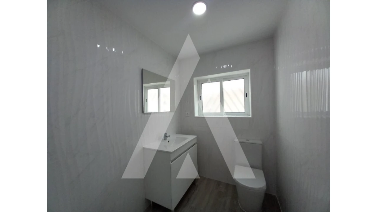Apartamento T2 para Venda em Ericeira Foto 18