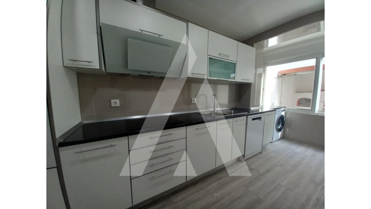 Apartamento T2 para Venda em Ericeira Foto 23