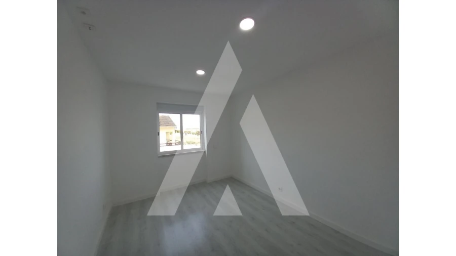 Apartamento T2 para Venda em Ericeira Foto 8