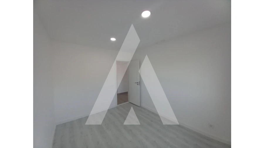 Apartamento T2 para Venda em Ericeira Foto 10