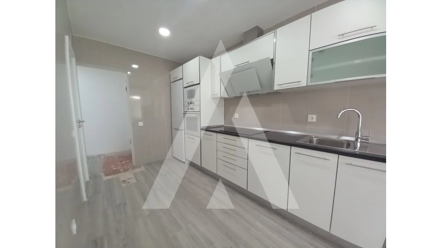 Apartamento T2 para Venda em Ericeira Foto 21
